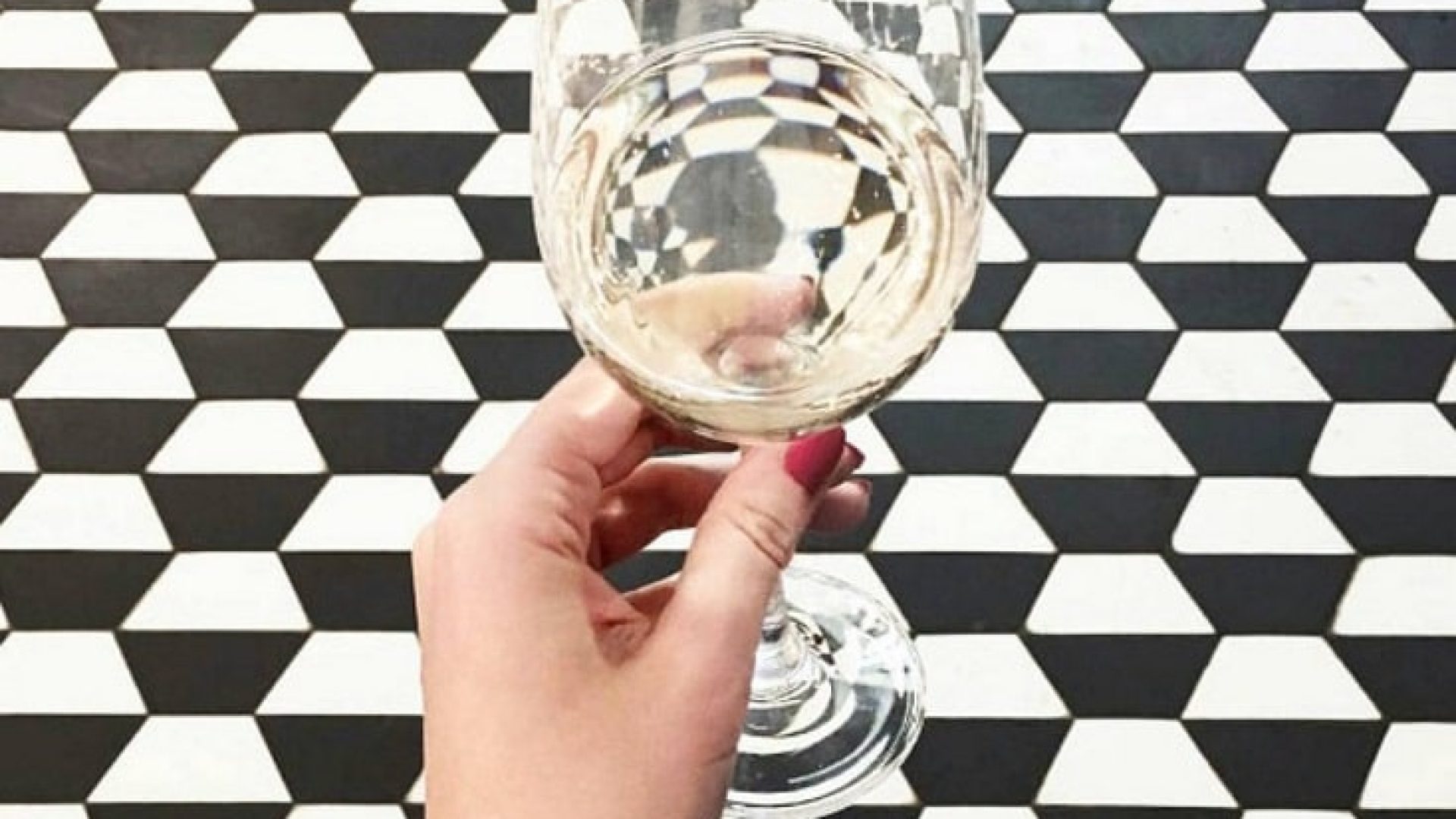 Das Grundgesetz für Spargel + Wein